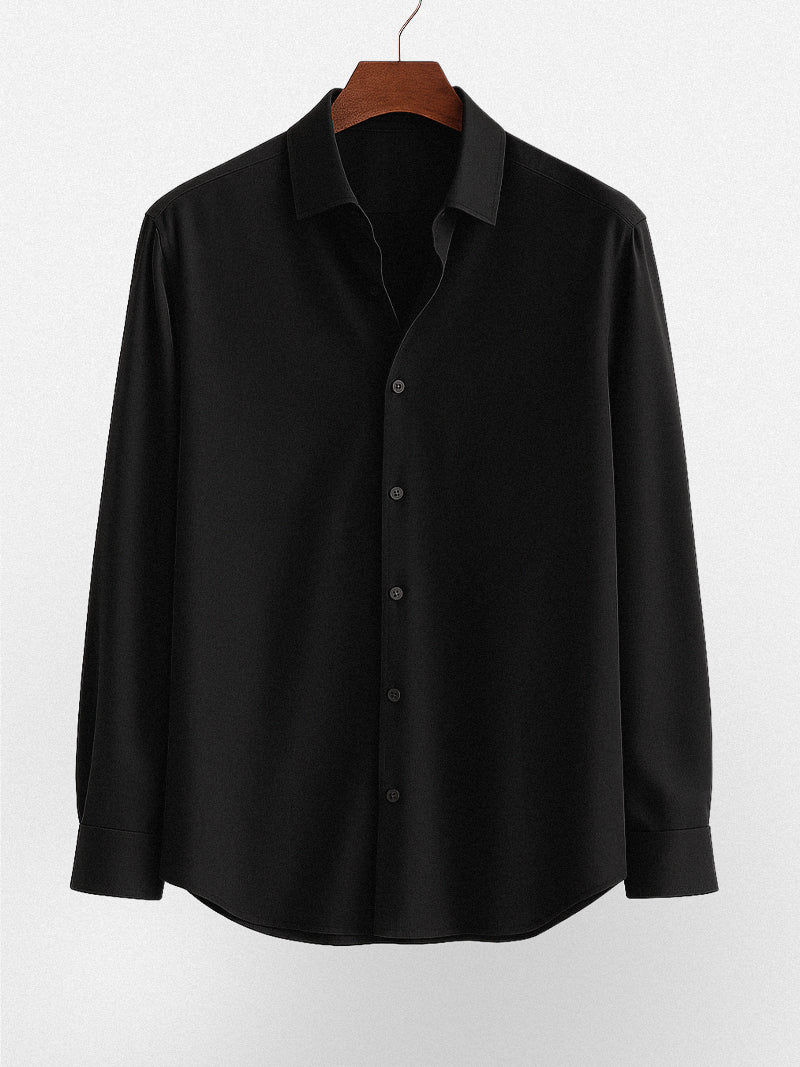 Black casual shirt with structured collar and smooth broadcloth finish — versatile staple with discreet presence.